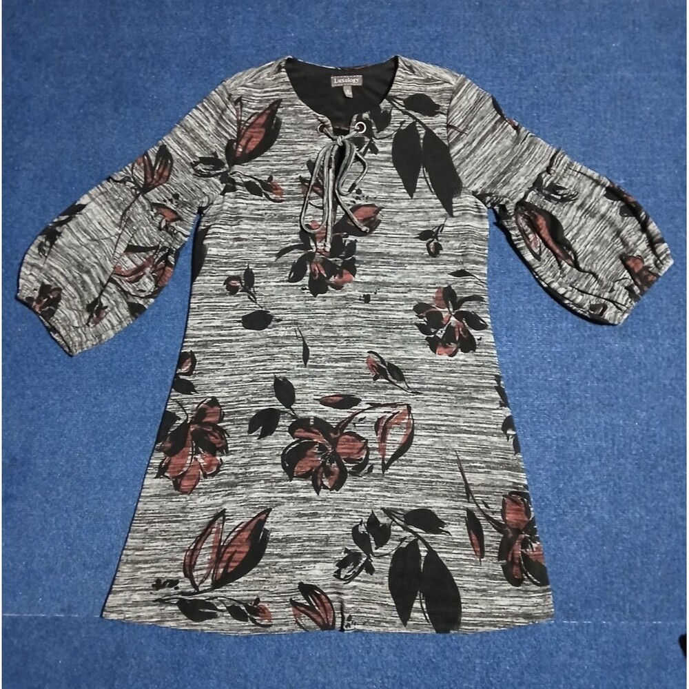 Luxology  Grey w/Black, Red Floral Long Balloon Sleeve Sweater Type Dress 10